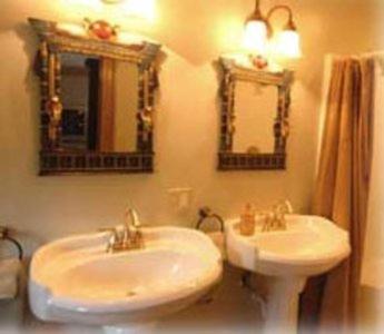 The Lion And The Rose Bed & Breakfast Whitefield Zimmer foto
